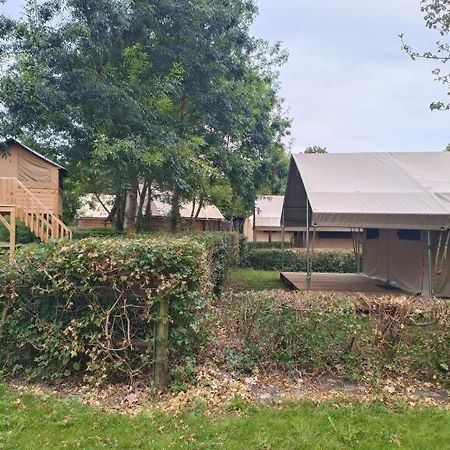 Camping Onlycamp La Confluence Savonnières المظهر الخارجي الصورة