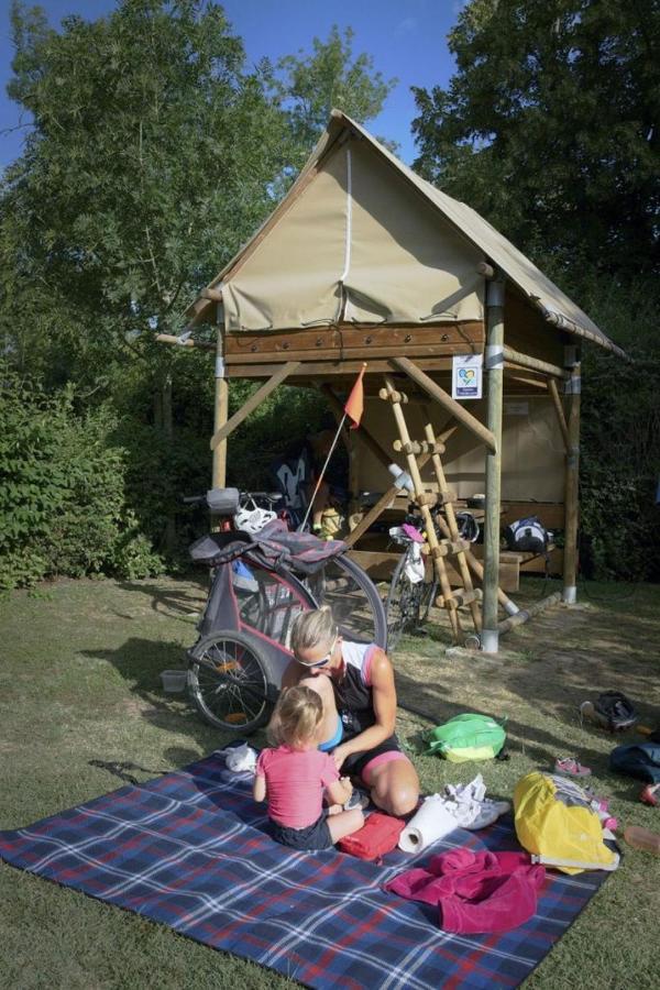 Camping Onlycamp La Confluence Savonnières المظهر الخارجي الصورة