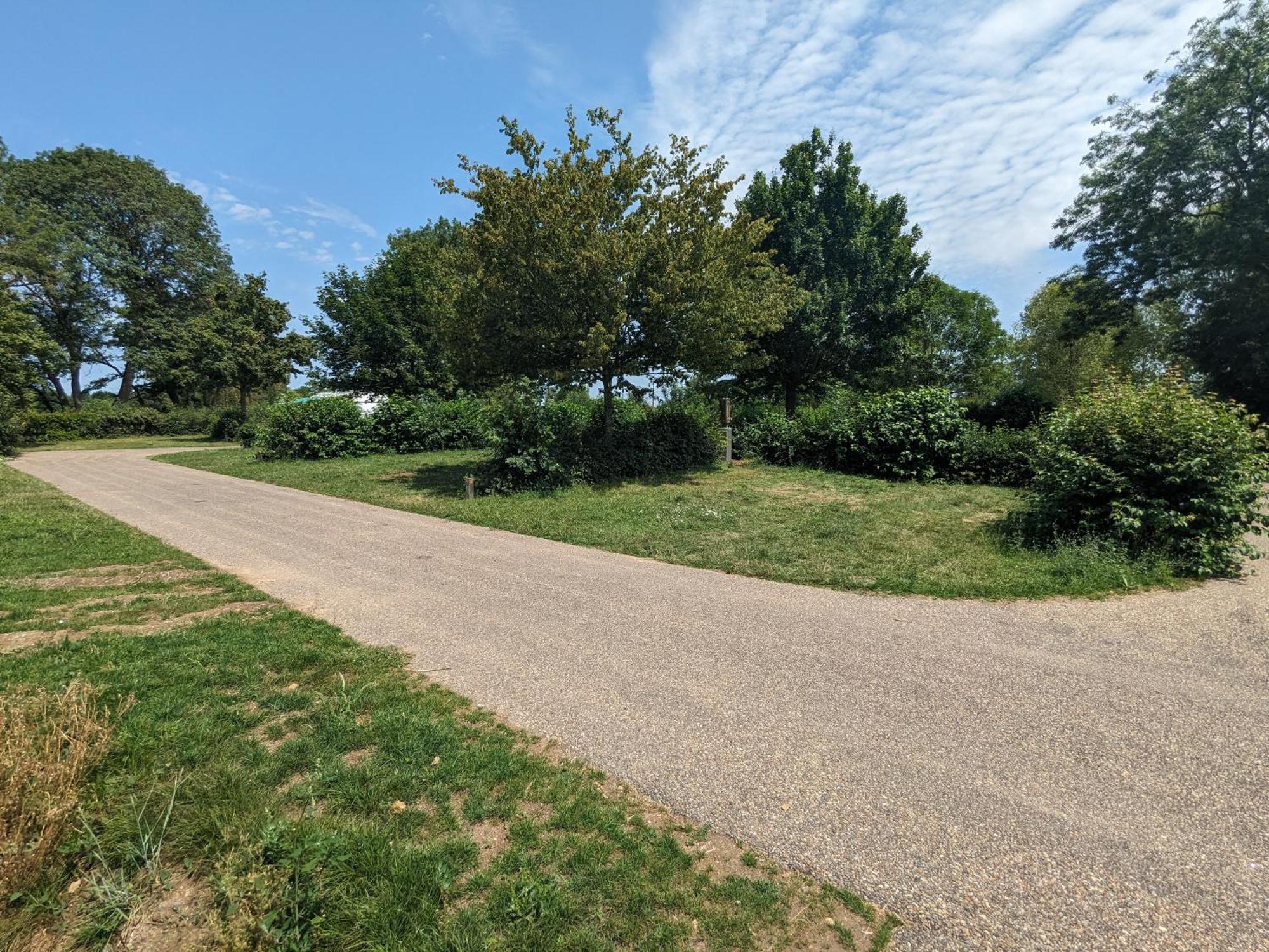 Camping Onlycamp La Confluence Savonnières المظهر الخارجي الصورة